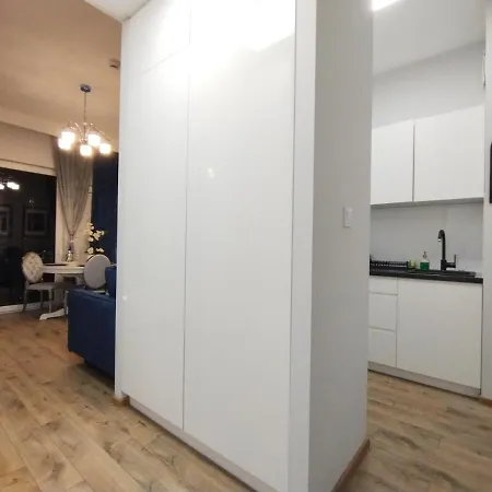 Prymasa Tysiaclecia 83A City Center Viev Sperate Bedroom By Perfect Apart 530 Warsaw Exterior photo